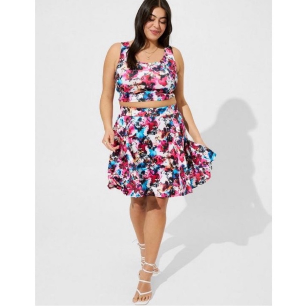 Torrid Size 3 Mini Scuba Skater Set Floral  Crop Top and Skirt